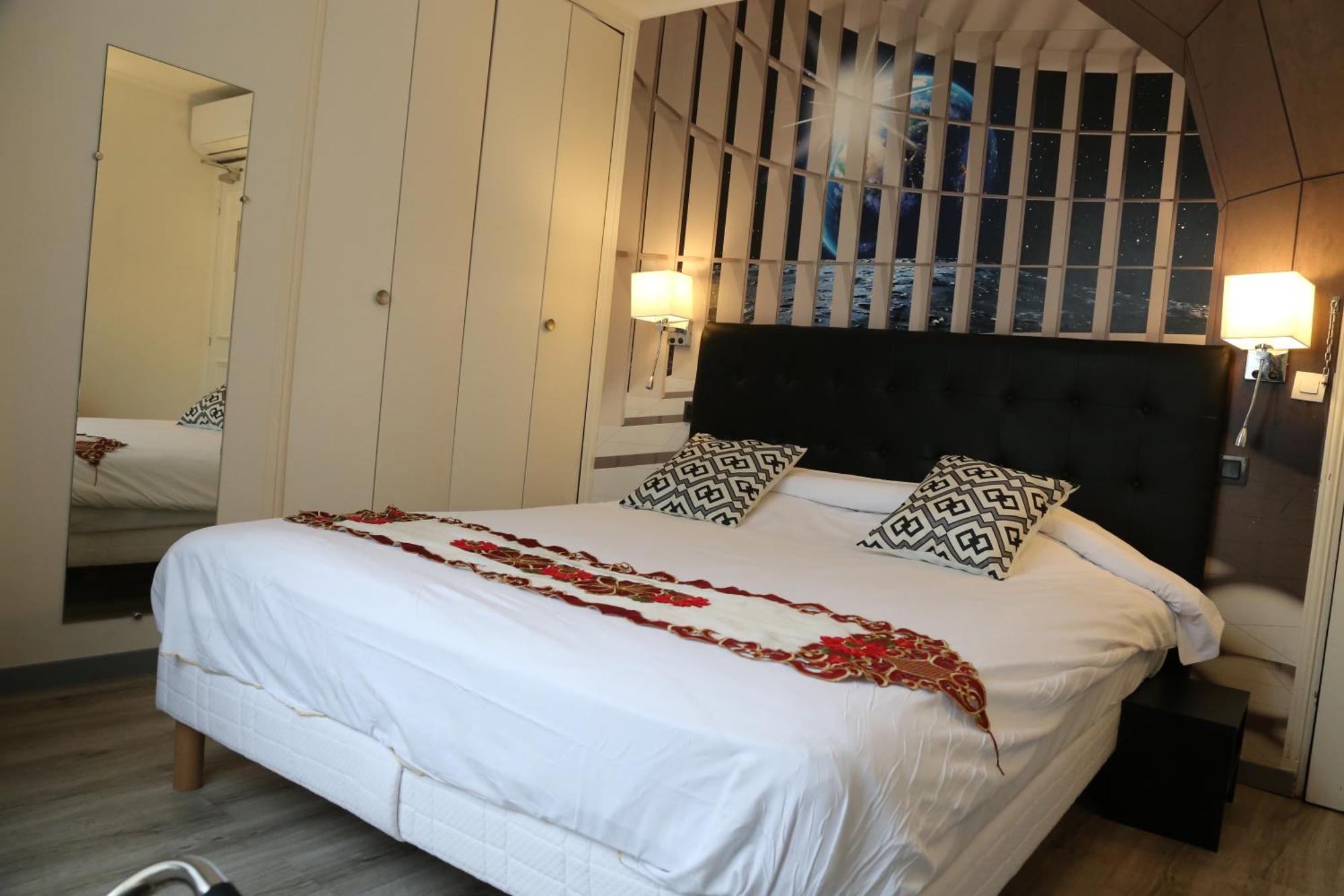 Hotel Princesse Isabelle Puteaux Bagian luar foto